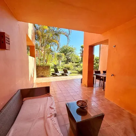 Sotoserena Εστεπόνα